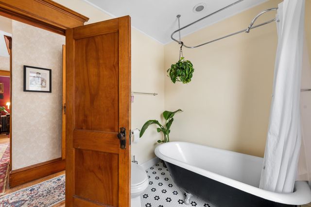 215 North Avenue, St. Johnsbury, VT 05819