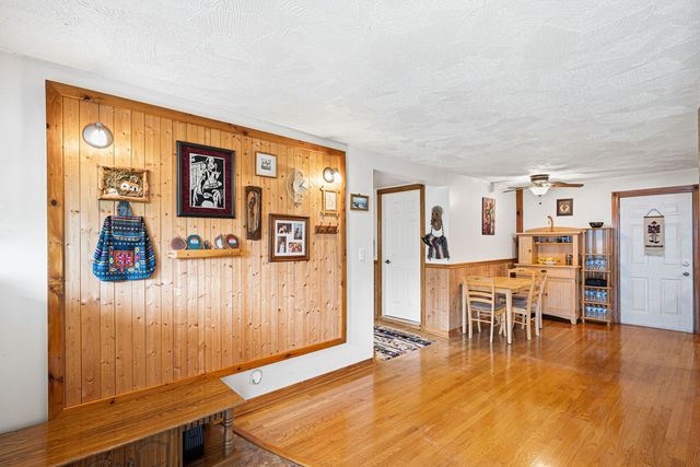 3900 Custer Avenue, Brookfield, IL 60513