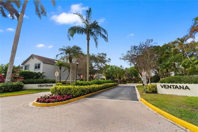 9815 NW 5th Place, Plantation, FL 33324