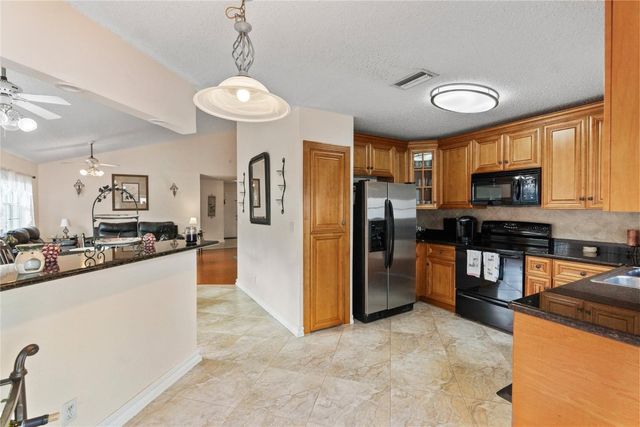 9815 NW 5th Place, Plantation, FL 33324