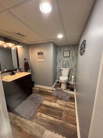 20508 Mcgilvray Drive, Crest Hill, IL 60403