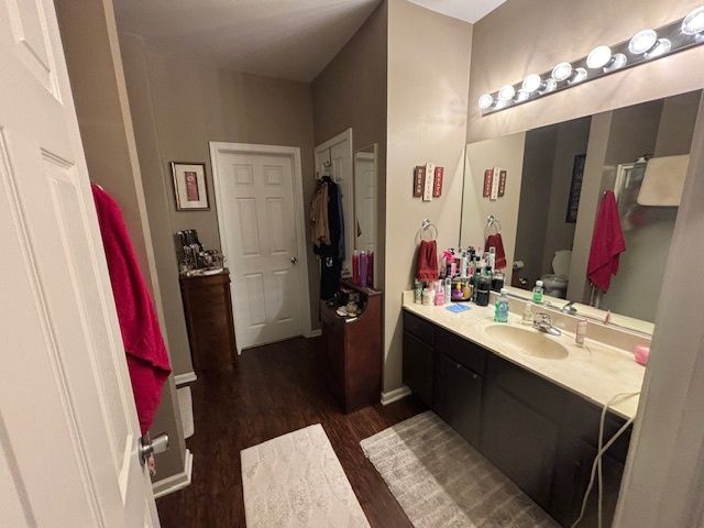 20508 Mcgilvray Drive, Crest Hill, IL 60403