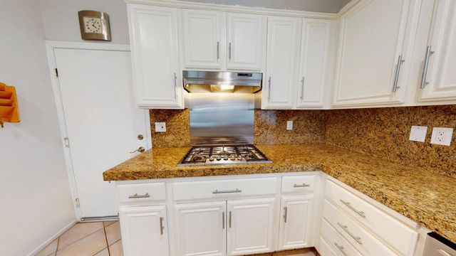 3010 N Redwood Drive N, Palm Springs, CA 92262