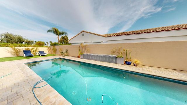 3010 N Redwood Drive N, Palm Springs, CA 92262
