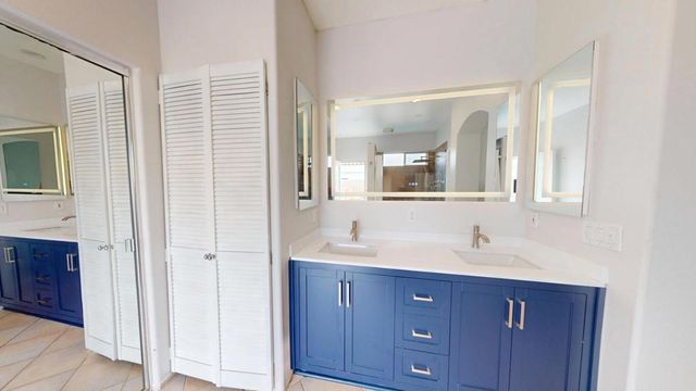 3010 N Redwood Drive N, Palm Springs, CA 92262