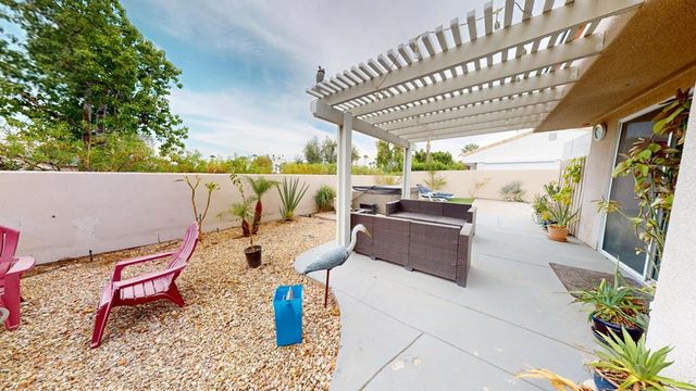 3010 N Redwood Drive N, Palm Springs, CA 92262