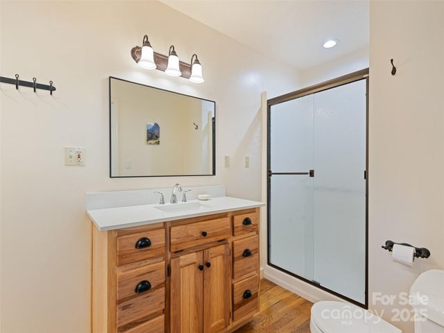 3975 Mountain Creek Road, Robbinsville, NC 28771