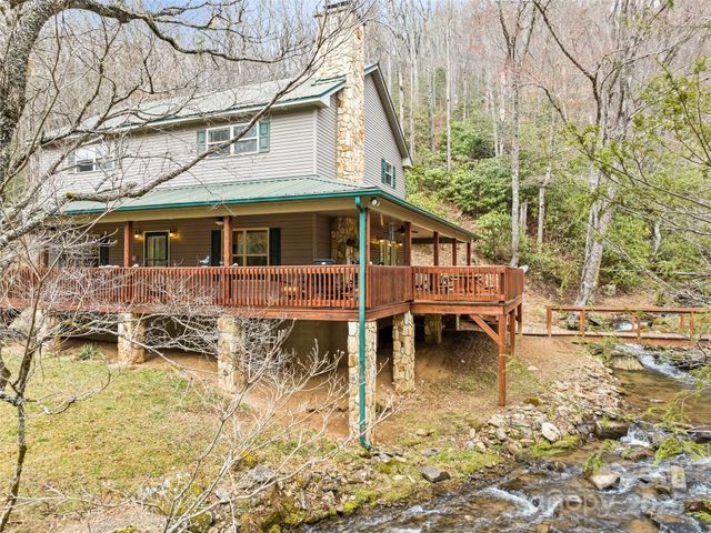 3975 Mountain Creek Road, Robbinsville, NC 28771