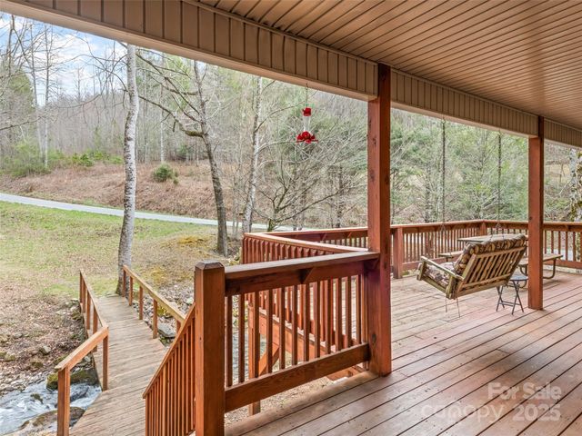 3975 Mountain Creek Road, Robbinsville, NC 28771