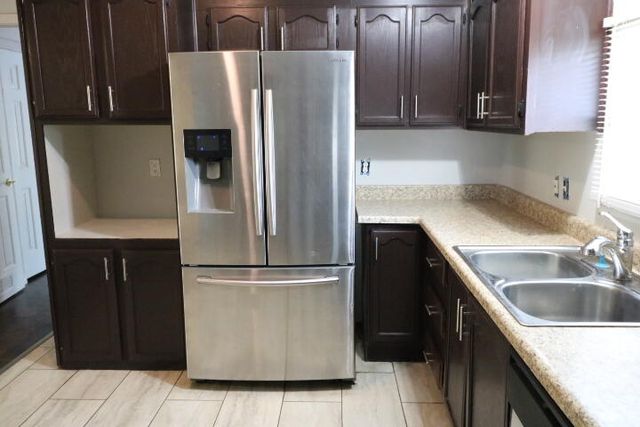 807 Nolan, Leesville, LA 71446