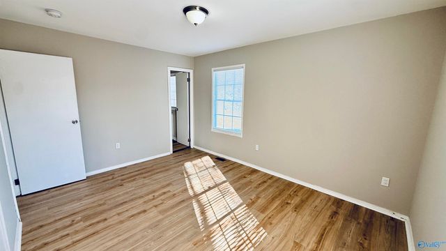 2004 Chambers Drive NE, Huntsville, AL 35811