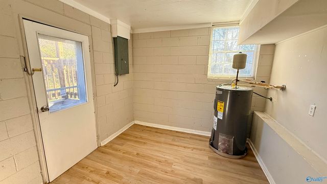 2004 Chambers Drive NE, Huntsville, AL 35811