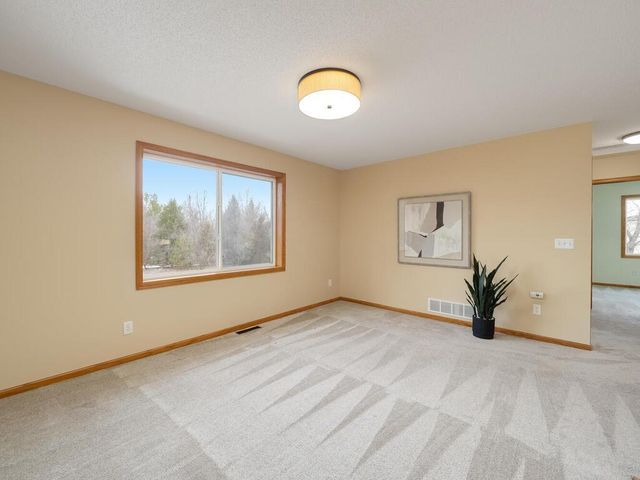 1603 149th Lane NE, Ham Lake, MN 55304