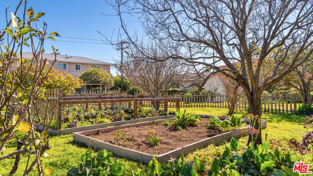 29821 Pacific Coast Highway, Malibu, CA 90265