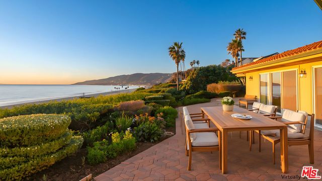 29821 Pacific Coast Highway, Malibu, CA 90265