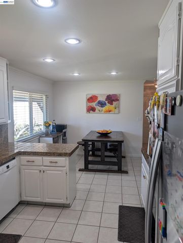 4017 Silver St, Pleasanton, CA 94566