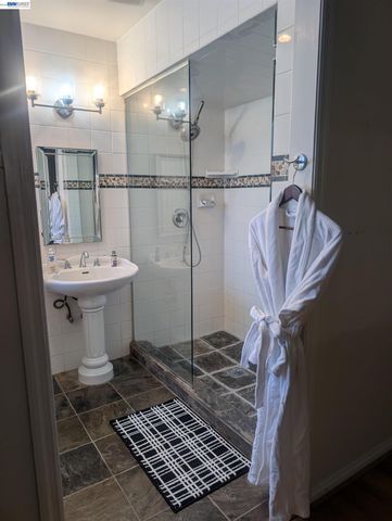 4017 Silver St, Pleasanton, CA 94566