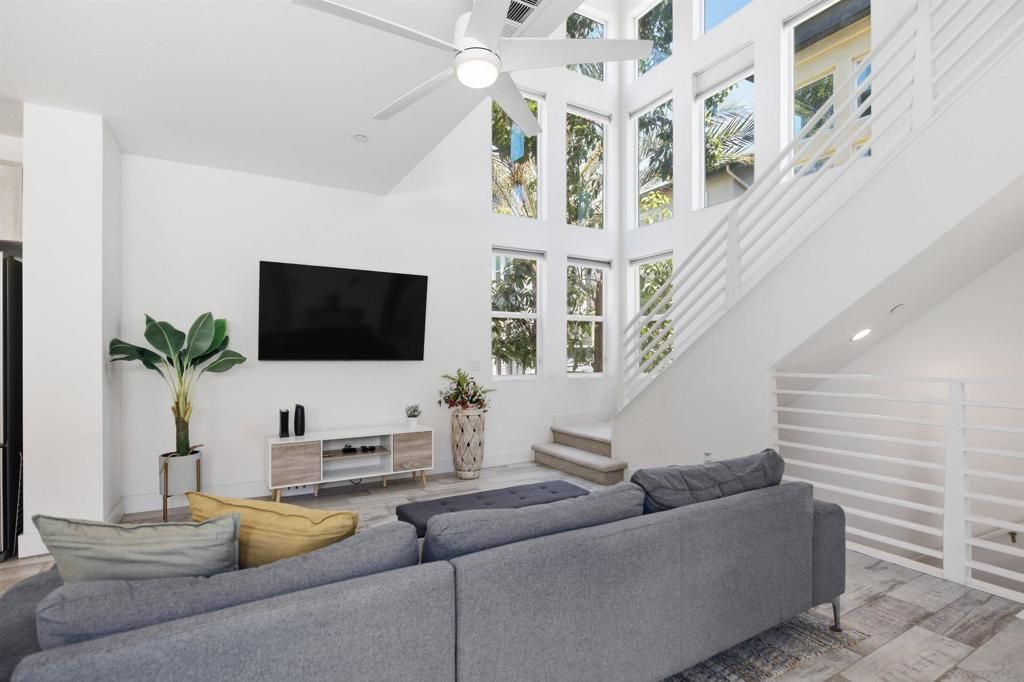 7768 Stylus, San Diego, CA 92108 — photo 4