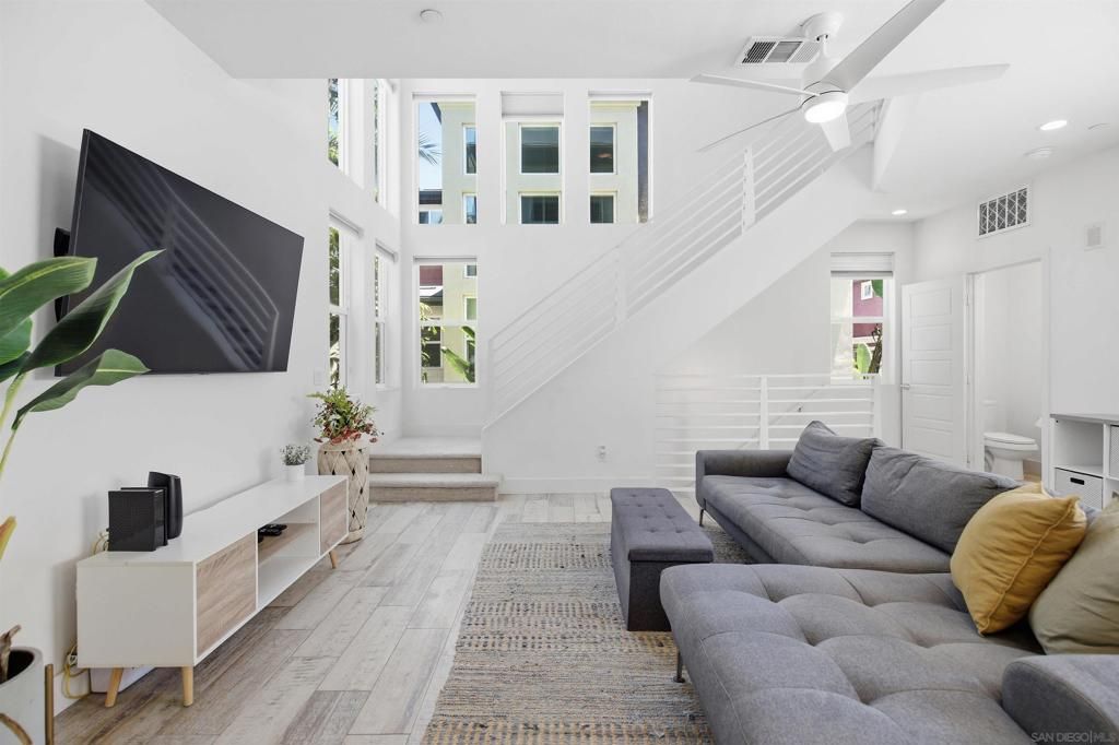 7768 Stylus, San Diego, CA 92108 — photo 5