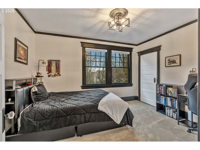 224 Nw 20TH Ave, Portland, OR 97209