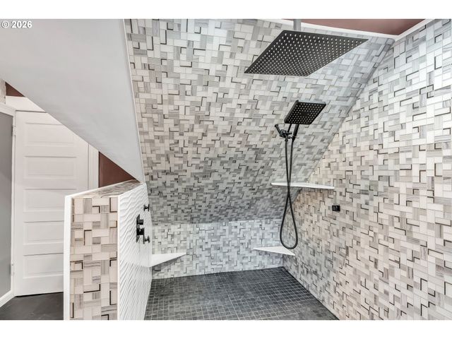 224 Nw 20TH Ave, Portland, OR 97209