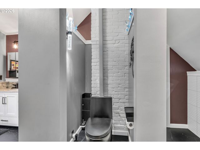 224 Nw 20TH Ave, Portland, OR 97209