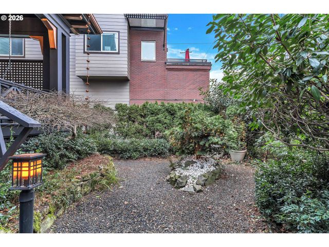 224 Nw 20TH Ave, Portland, OR 97209