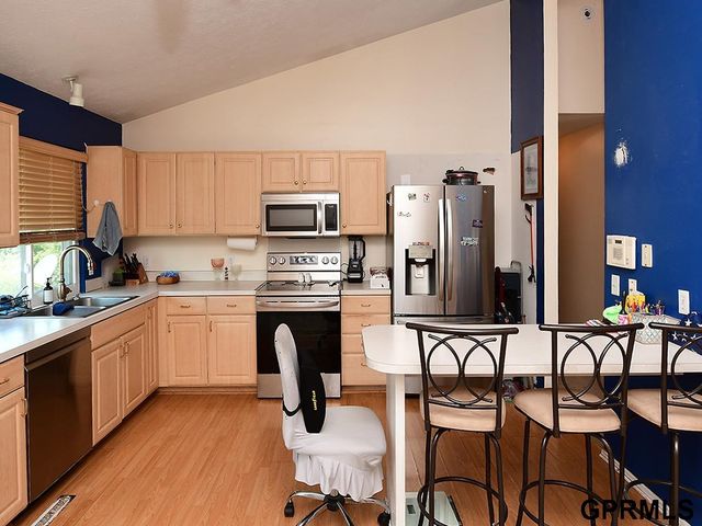 5922 S 186Th Avenue, Omaha, NE 68135