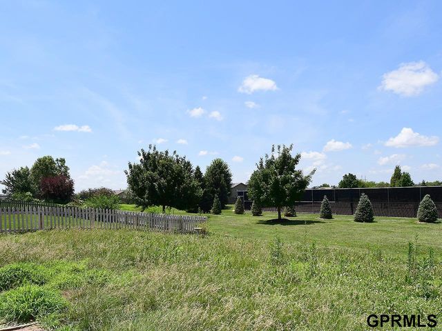 5922 S 186Th Avenue, Omaha, NE 68135