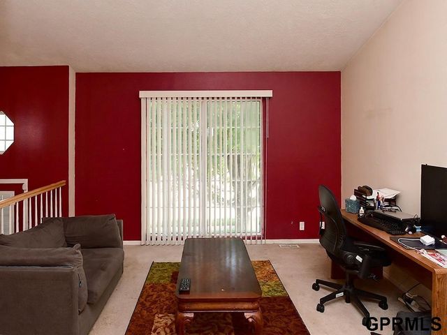 5922 S 186Th Avenue, Omaha, NE 68135