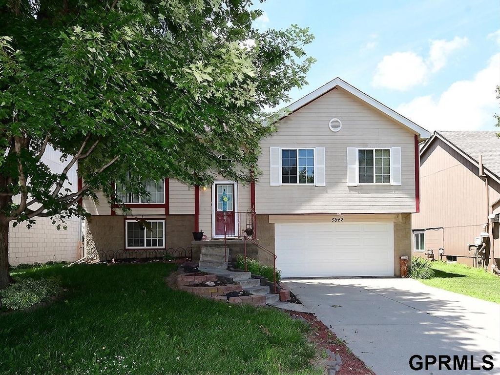 5922 S 186Th Avenue, Omaha, NE 68135