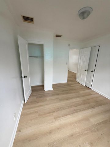 220 Walton Boulevard Unit 2, West Palm Beach, FL 33405