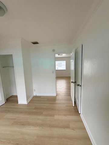 220 Walton Boulevard Unit 2, West Palm Beach, FL 33405