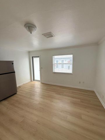 220 Walton Boulevard Unit 2, West Palm Beach, FL 33405