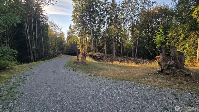 16001 223rd Avenue E, Orting, WA 98360