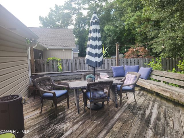 8832 Plantation Landing Drive, Wilmington, NC 28411