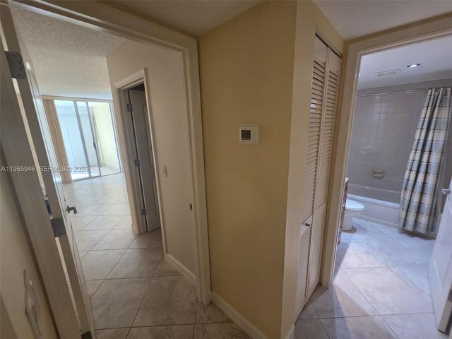 6675 S Oriole Blvd 1040, Delray Beach, FL 33446