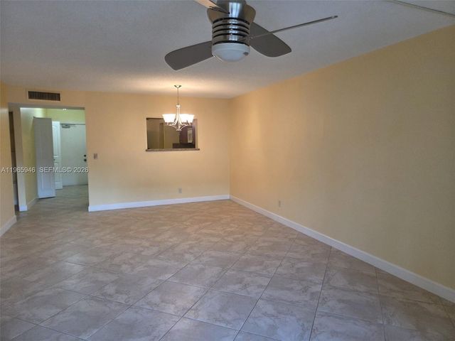 6675 S Oriole Blvd 1040, Delray Beach, FL 33446