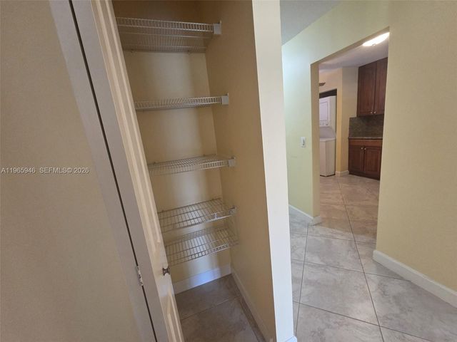 6675 S Oriole Blvd 1040, Delray Beach, FL 33446