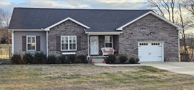 221 Northup Rd, Portland, TN 37148