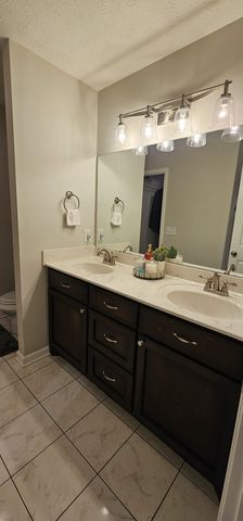 221 Northup Rd, Portland, TN 37148