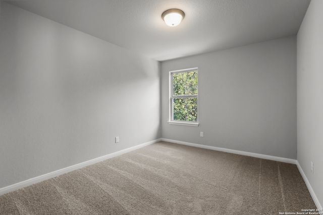 285 W Quill Dr Building 6, San Antonio, TX 78228