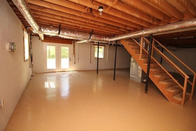 2730 Trenton Rd, Clarksville, TN 37040