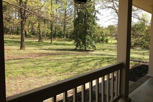 2730 Trenton Rd, Clarksville, TN 37040