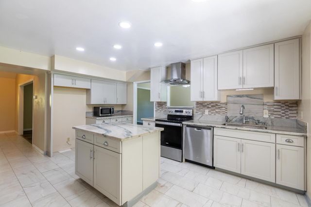 9375 Cherry Ave, Orangevale, CA 95662