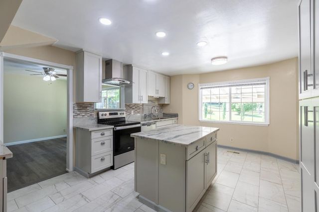 9375 Cherry Ave, Orangevale, CA 95662