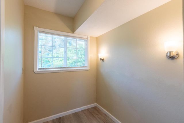 9375 Cherry Ave, Orangevale, CA 95662