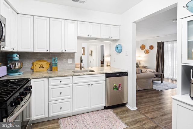 2507-A SHURLOCK CT, Mount Laurel, NJ 08054