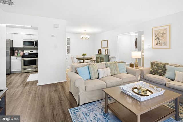 2507-A SHURLOCK CT, Mount Laurel, NJ 08054