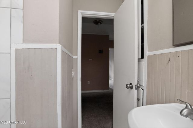 670 Piermont Street, Jackson, MS 39206